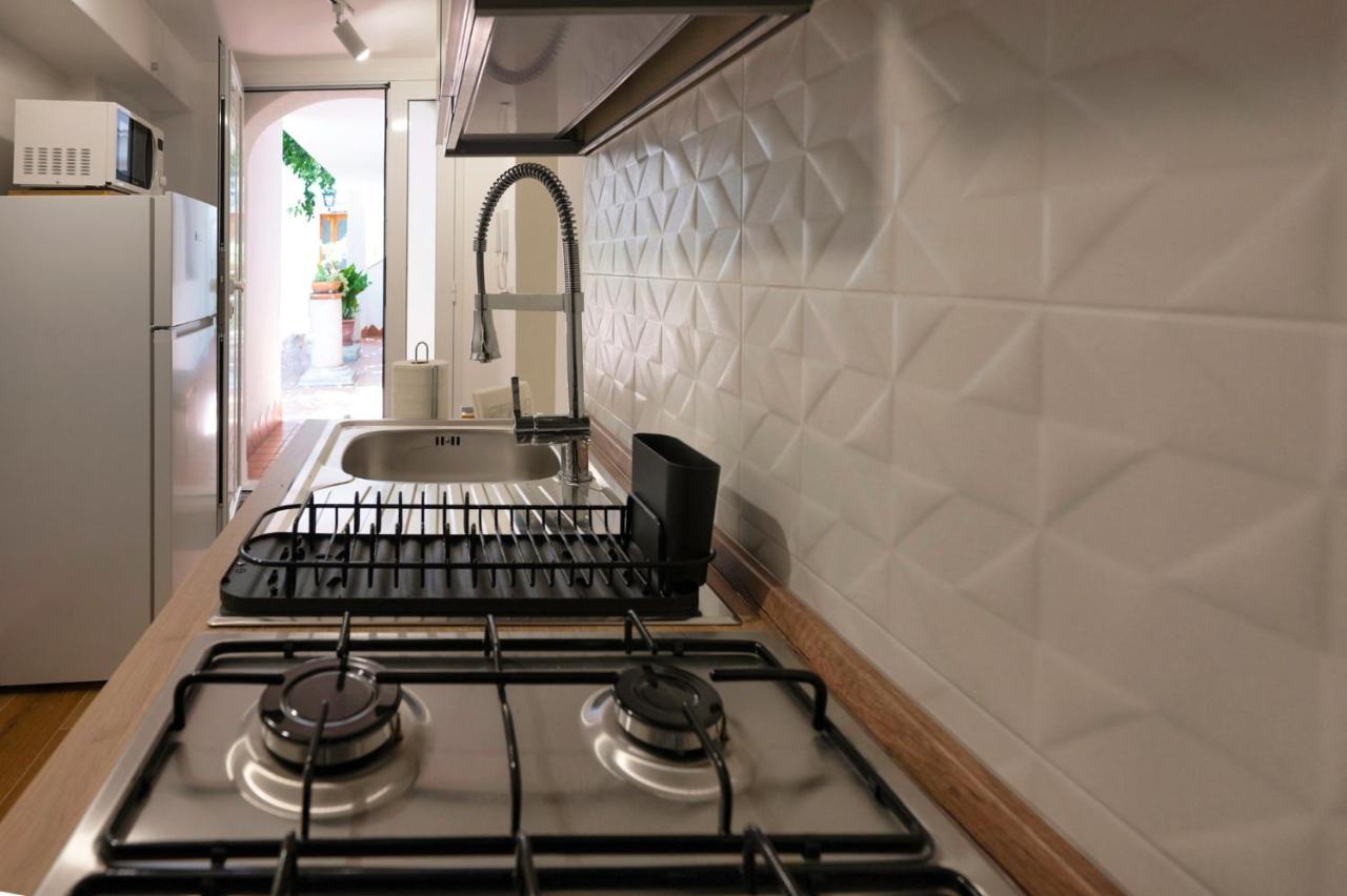 Diomira Apartment タオルミーナ エクステリア 写真