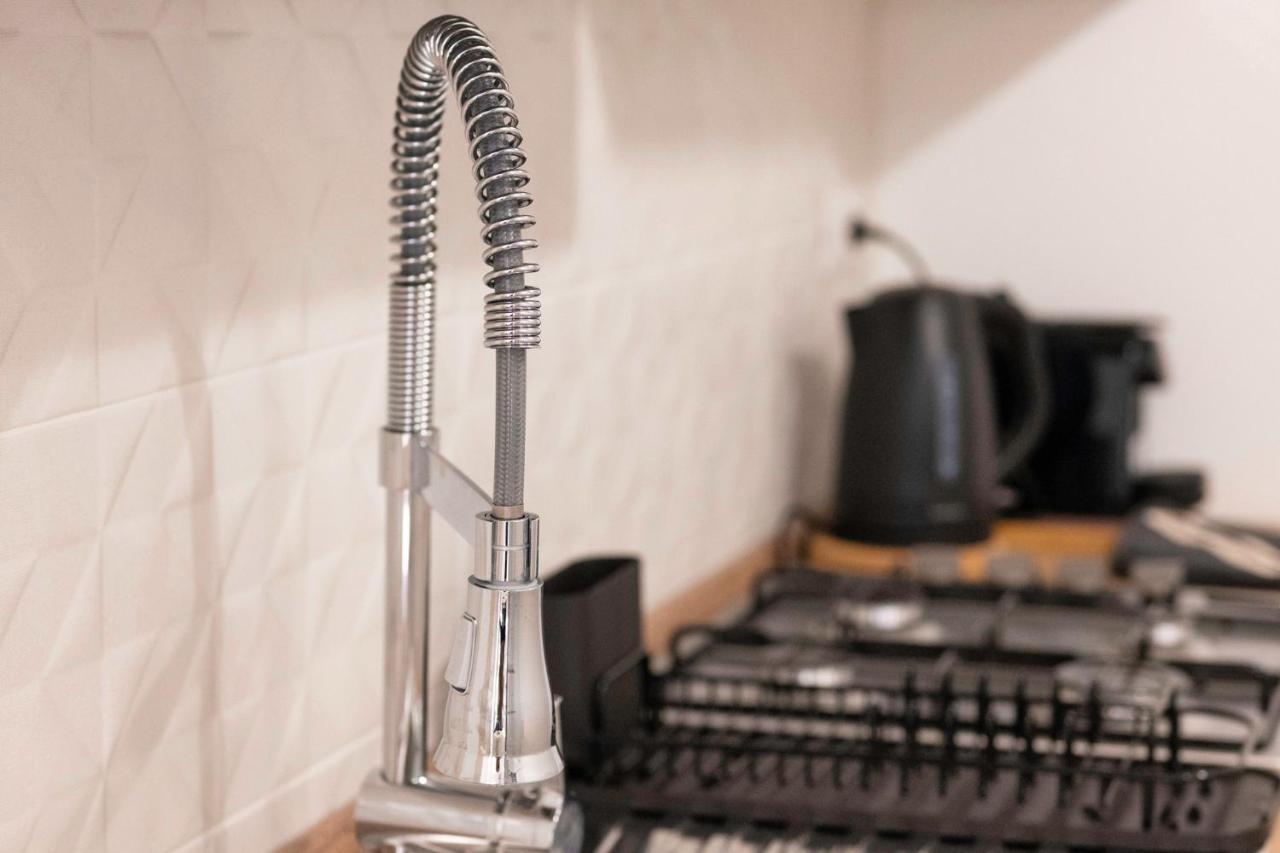 Diomira Apartment タオルミーナ エクステリア 写真